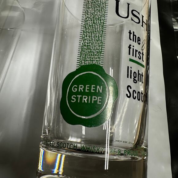 Usher's Green Stripe "The First Light Scotch" Beer Glass Set of 4 EUC - Picture 7 of 7